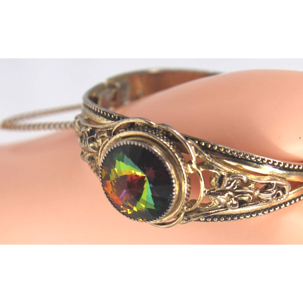 1970s Big Center Watermelon Rhinestone Bracelet Gold Tone Metal Chain